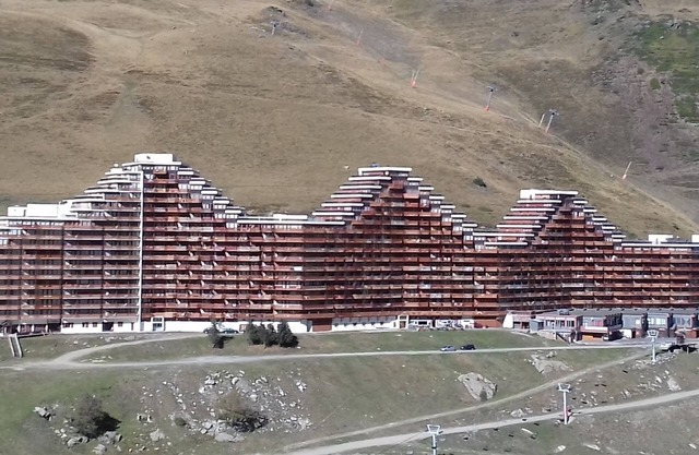 LA MONGIE app foot of slopes south balcony 4 PERS