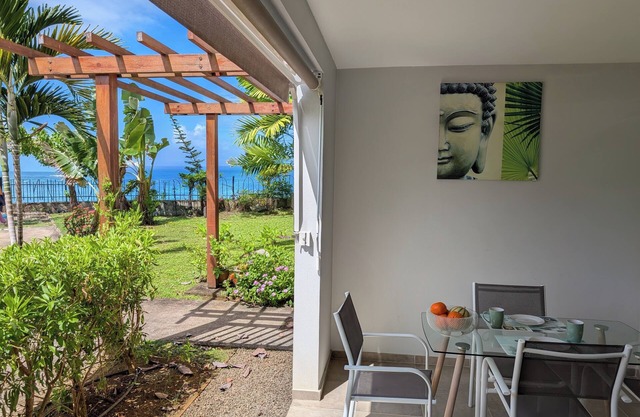 LA PERLE Apartment sea-beach view 15 meters away
