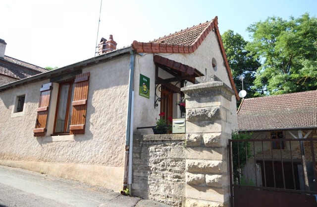 La Petite Maison - SALORNAY SUR GUYE