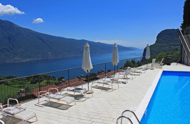 La Quiete 17 Apartment Lake View