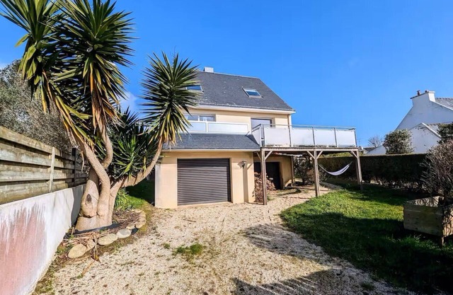 La Rognouse - house with sea view