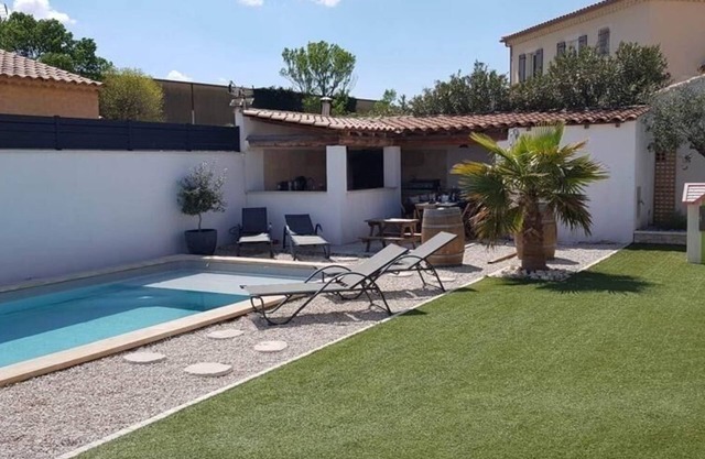 La Tavelloise - Modern Villa with Pool