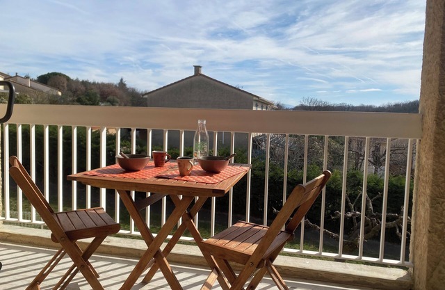 La Valériane: Air conditioning, balcony and private garage