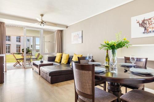 Lagoon Beach 29A by Host Agents