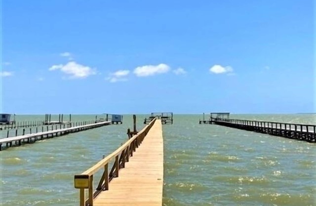Laguna Madre Prince. 3 Bedroom, 2 Bath. NEW Private Fishing Pier.