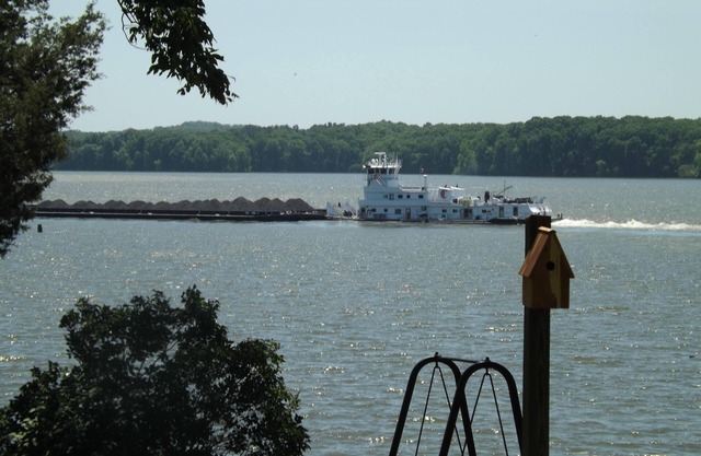 Lake Barkley Main Channel Waterfront Home (Spectacular View)