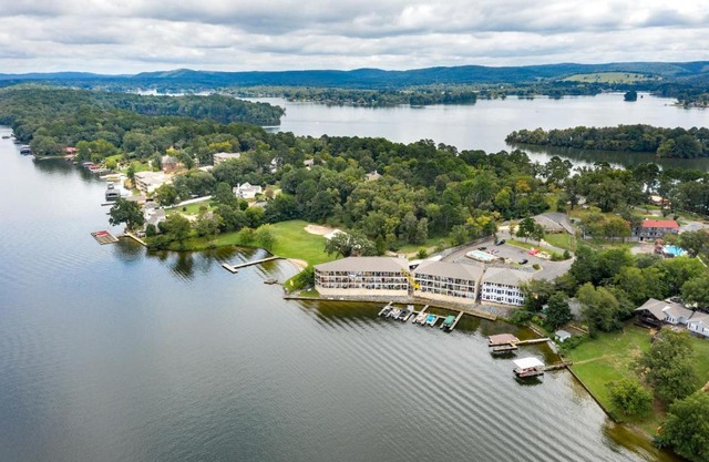 Lake Hamilton Condo Beautiful View B2
