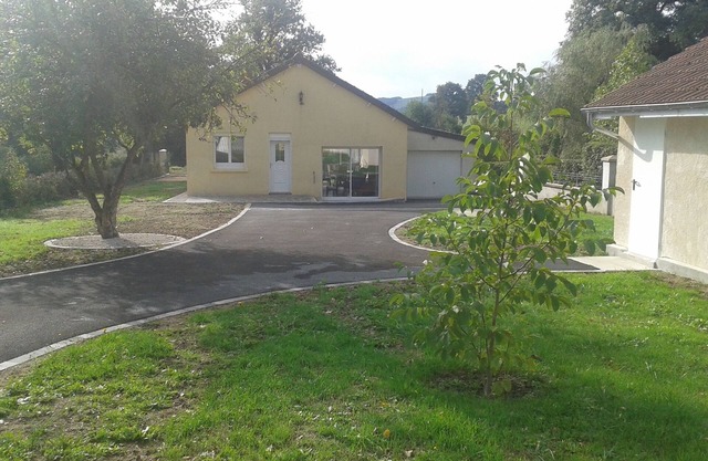 lake house in thil sur arroux