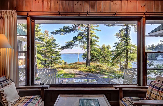 Lake Muskoka 1,000+ Feet of Private Beaumaris Shoreline