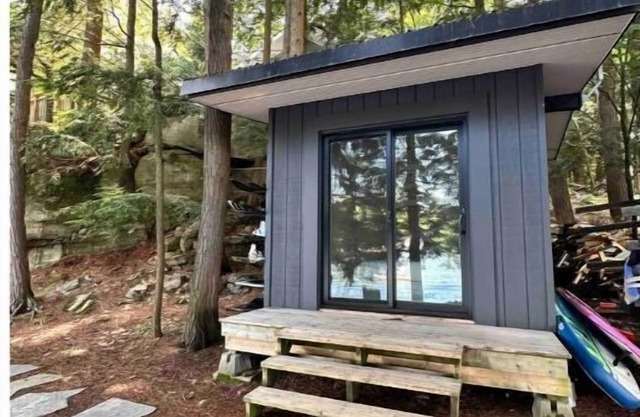 Lake Muskoka Island Cottage boat access only