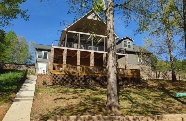 Lake Norman Private Escape - Hot tub & private boat ramp