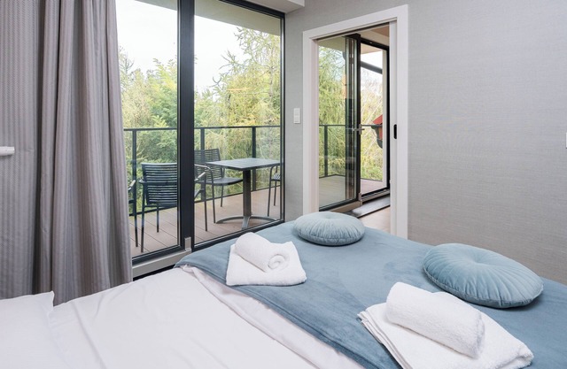 Lake Park Residence Sun & Snow