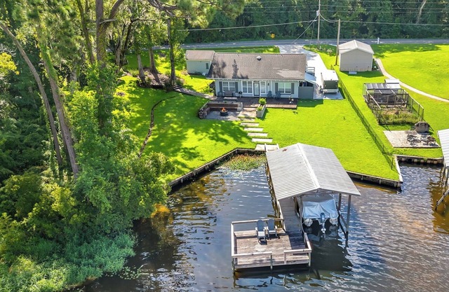 Lake Talquin's Cozy Cove