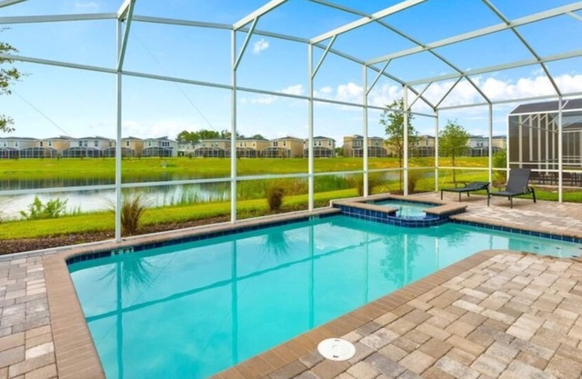 Lake View 8BR Home w/Pool, Game & Cinema