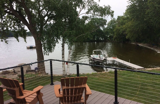 Lake Winnebago Waterfront Private Resort/Home