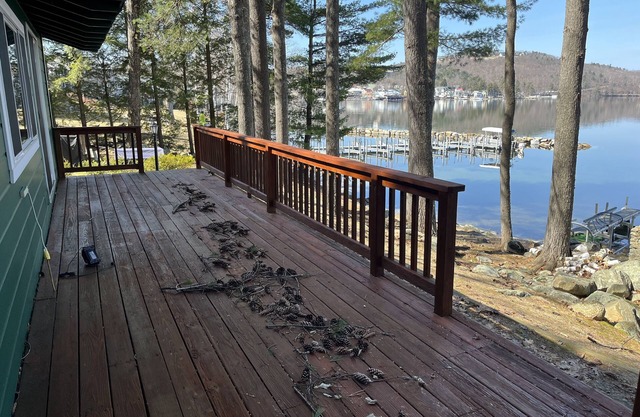 Lake Winnepesaukee waterfront cottage