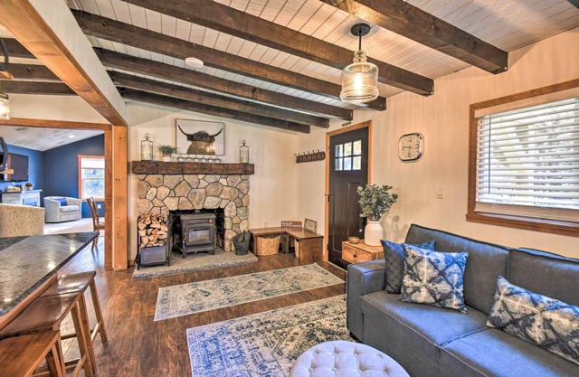 Lake Winnipesaukee Getaway w/Private Beach Access