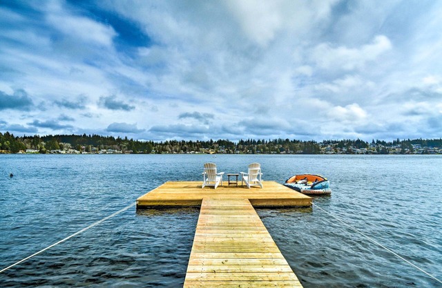 Lakefront Bremerton Vacation Rental w/Deck!
