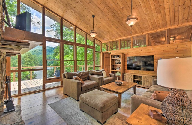 Lakefront ‘Glass House’ Cabin w/Mountain Views!