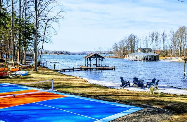 Lakefront Lake Anna with Dock, Hot Tub, Game Room