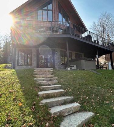 Lakefront - Spa - Pool table - Mistral 154