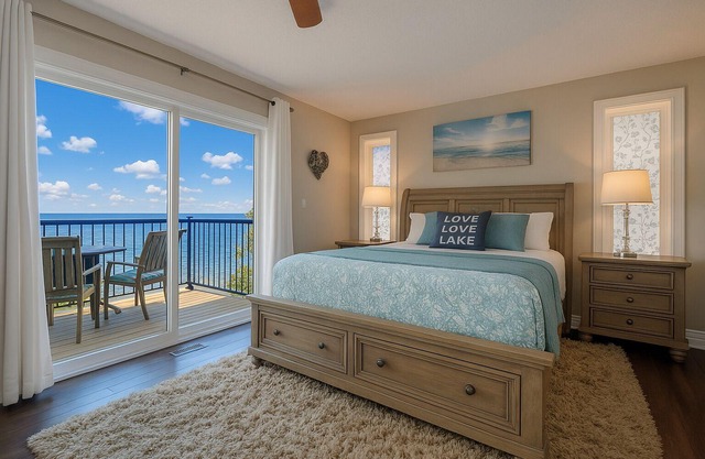 Lakehouse Luxury · Private Beach ·Hot Tub · Sunset - Lake Simcoe