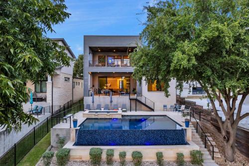 Lakeshore Retreat with Concierge Services