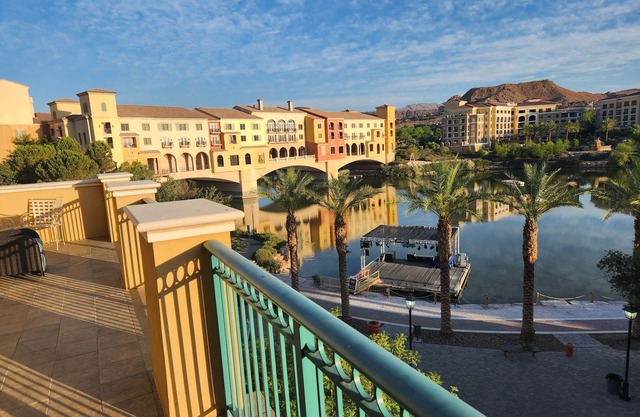 Lakeside 3 Bedroom Condo, Montelago Village, Lake Las Vegas
