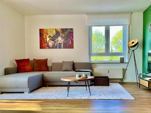 LaMiaCasa Family-Business-near Bosch-Train Station