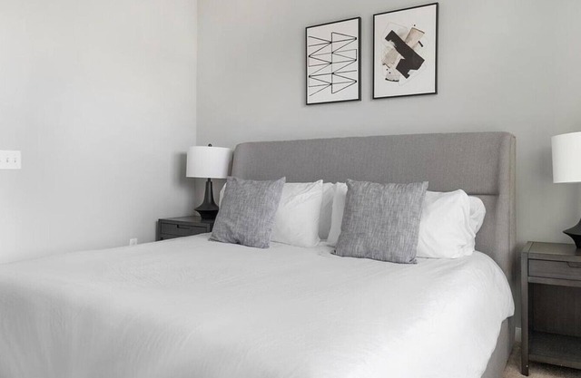 Landing at Blu on Farrington - 2 Bedrooms in Woodland Acres