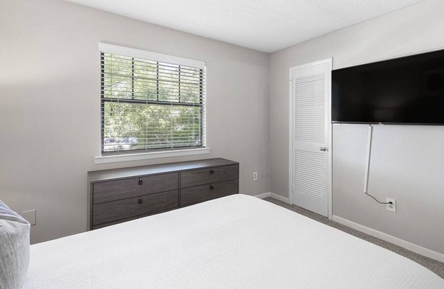 Landing at Branchwater - 3 Bedrooms in Downtown Vestavia Hills