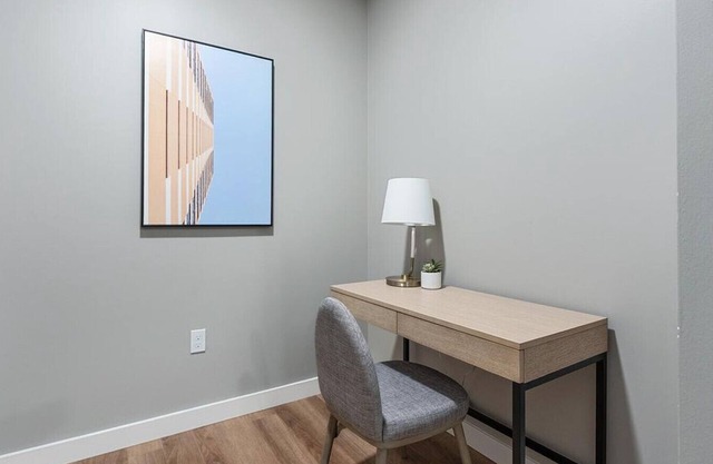 Landing at Expo at Forest Park - 1 Bedroom in Skinker De Baliviere