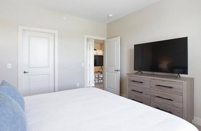 Landing at Marina Lofts - 2 Bedrooms in East Toledo