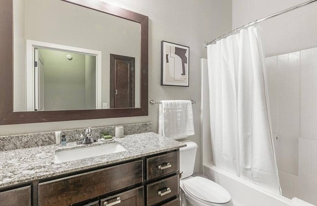 Landing at Overlook on the Creek - 1 Bedroom in Downtown Minnetonka