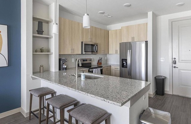 Landing at The Quinn - 1 Bedroom in Anna