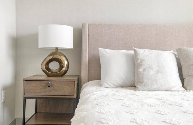 Landing at The Standard in the Heights - 1 Bedroom in Northside