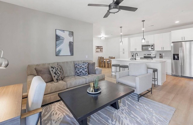 Landing | Beautiful 2BD, Gym, Clubhouse