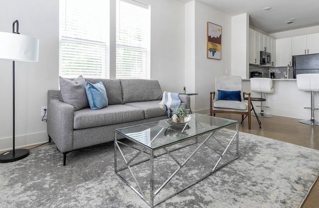 Landing | Chic 1BD, Clubhouse, Pool