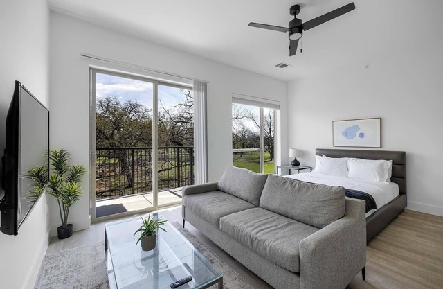 Landing | Chic Studio, Gym