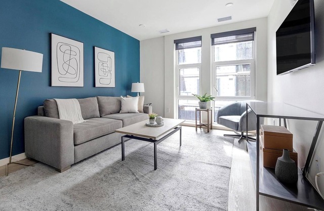 Landing | Incredible 1BD, Rooftop Lounge, Gym