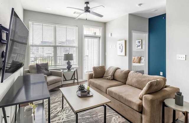 Landing | Incredible 1BD, Gym, Pool