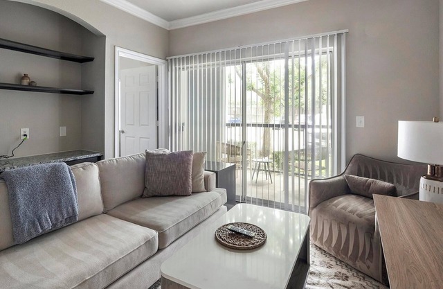 Landing | Incredible 1BD, Gym, Pool