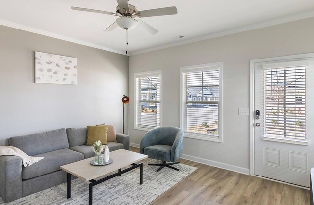 Landing | Modern 1BD, Gym, Pool
