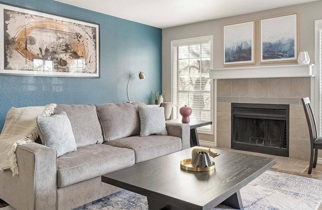 Landing | Modern 1BD, Clubhouse, Gym