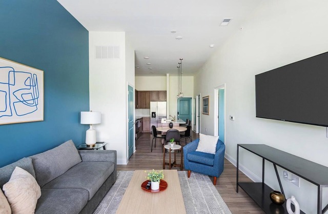 Landing | Stunning 1BD, Clubhouse, Pool