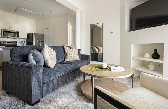 Landing | Stunning 2BD, Gym