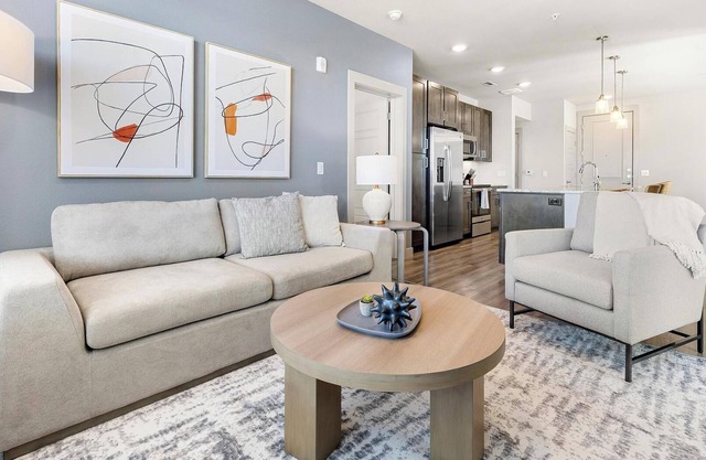 Landing | Stylish 2BD, Gym, Clubhouse