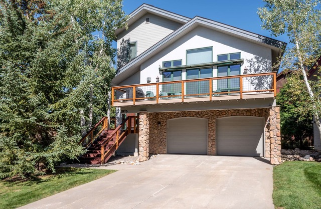 Landings Lodge | Hot Tub | Pet Friendly Mountain Home