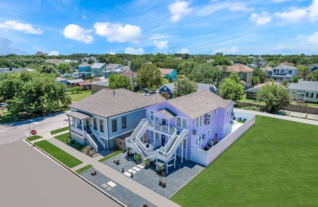 Large 6BR NEW home!nPool & Hot TubnGrill- Pets OK- W/DnClose to Pleasure Pier!