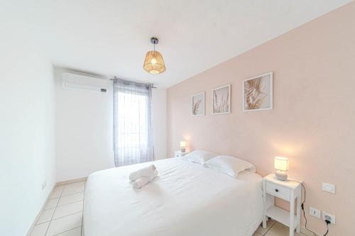 Large bright apartment with balcony Villeurbanne